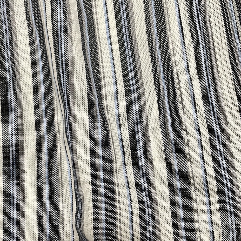 Wide-legged Striped Belted Pants - Picture 2 of 5